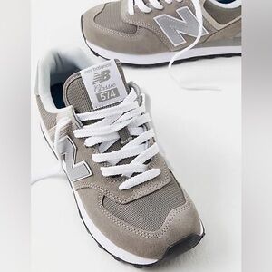 Classic New Balance 574 gray